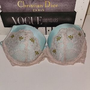 Victoria's Secret Dream Angles Blue and Cream Lace Bra with Underwire Support